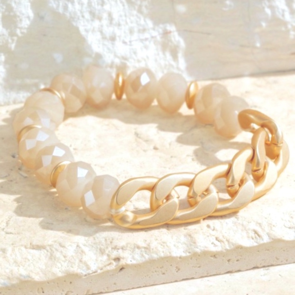 💛 Pearl & Gold Boho Style Bracelet